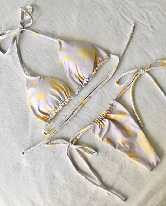 Tropicious" Kaimana Bottom in Sunny Hibiscus