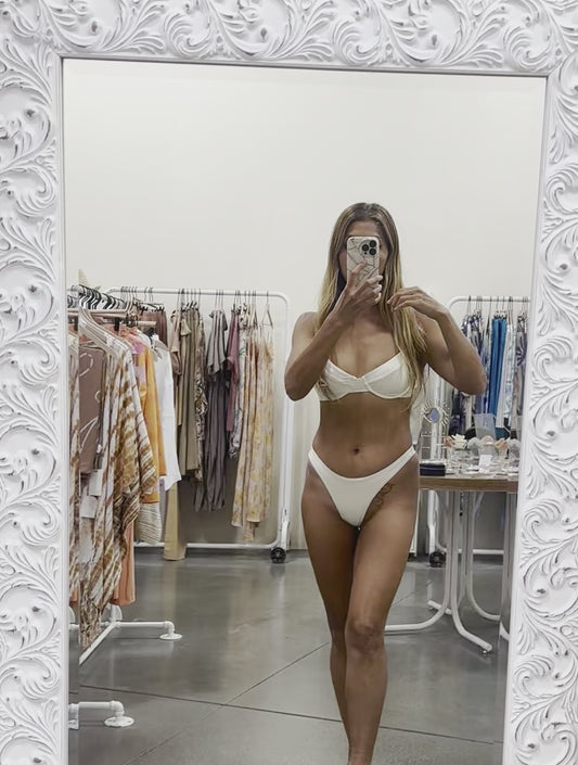 Lanai Underwire Top in Cream